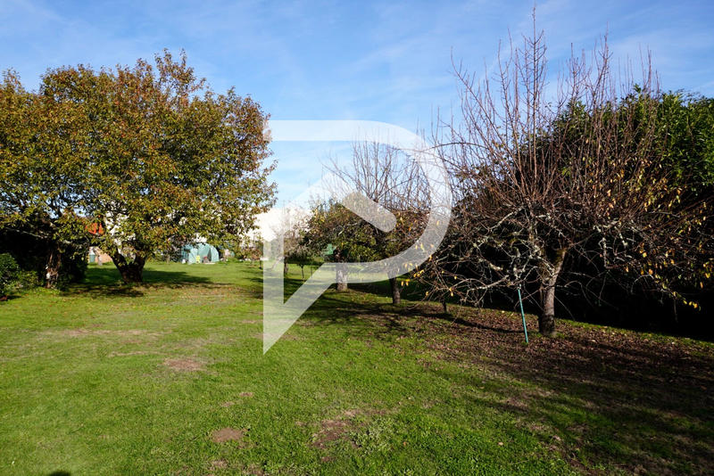 Maison - 181 m² - 7 pièces