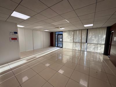 Bureau - 214 m²