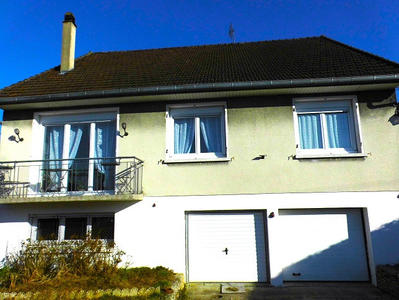 Maison - 220 m² - 7 pièces