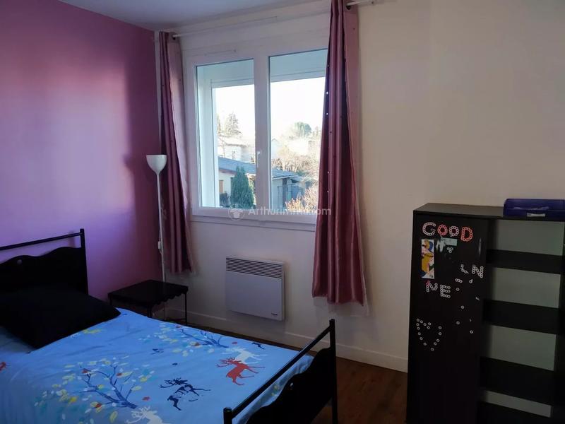 Maison - 90 m² - 5 pièces