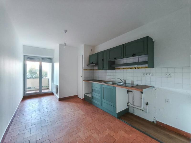 Appartement ancien - 111 m² - 5 pièces