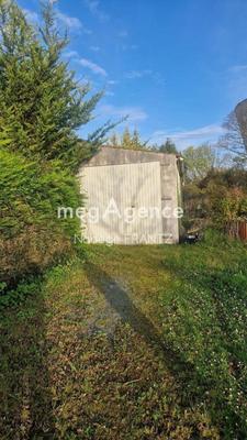 Terrain constructible - 1 487 m²