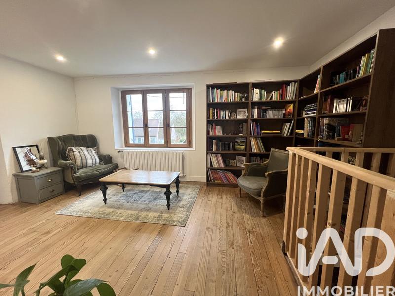 Maison - 230 m² - 7 pièces