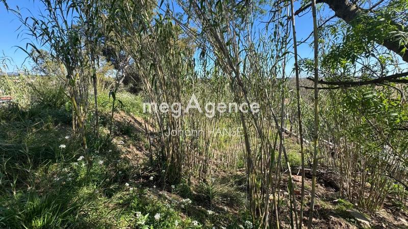 Terrain constructible - 500 m²