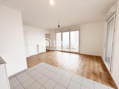 Appartement - 85 m² - 5 pièces