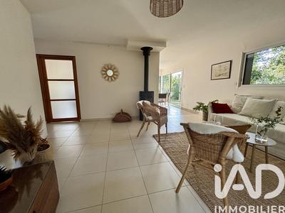 Maison - 178 m² - 7 pièces