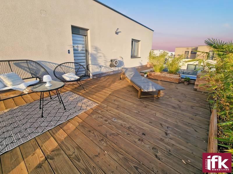 Maison - 143 m² - 6 pièces