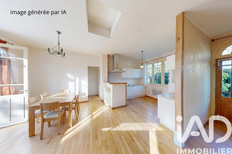 Maison - 86 m² - 5 pièces