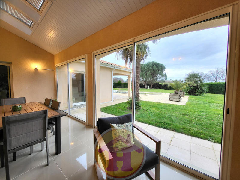 Maison - 208 m² - 5 pièces