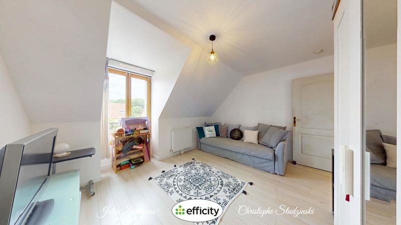 Maison - 184 m² - 8 pièces