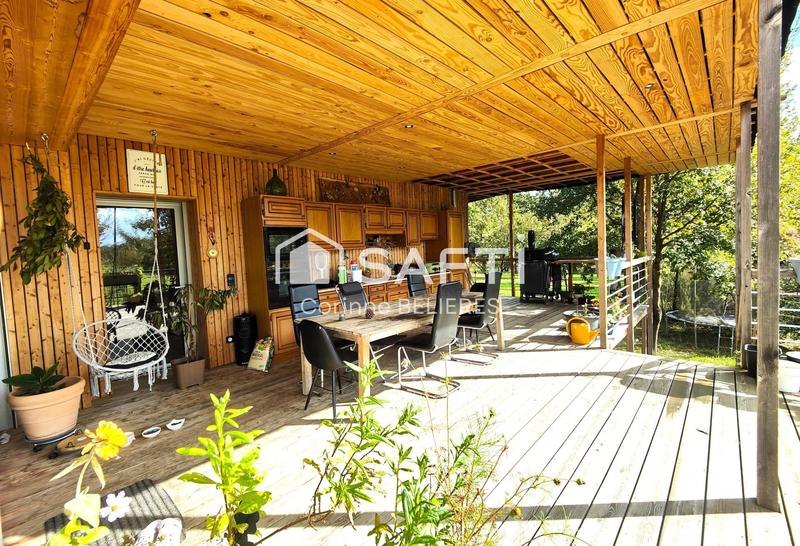 Maison - 214 m² - 7 pièces