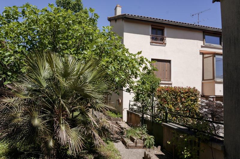 Immeuble - 153 m² - 6 pièces