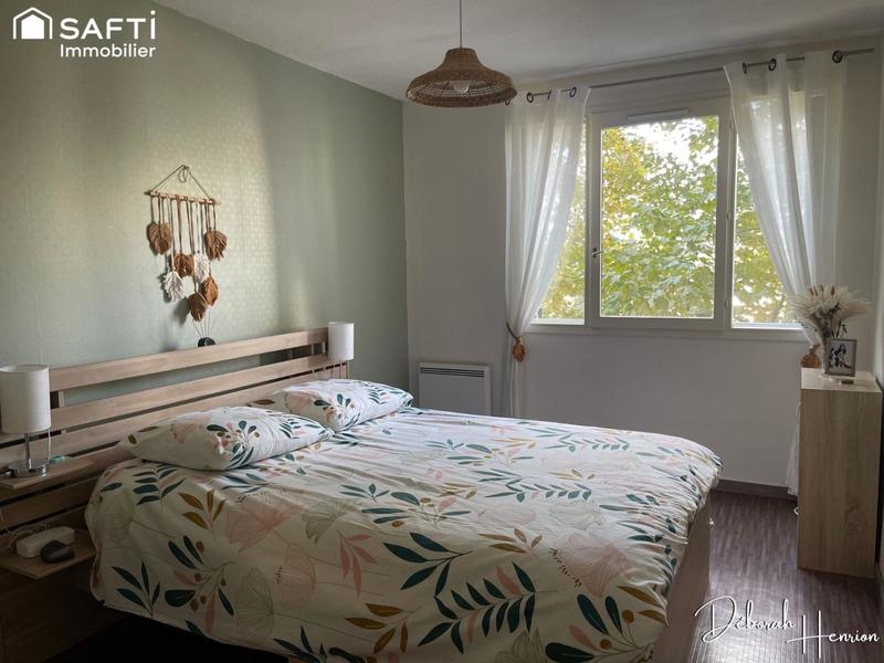 Appartement - 96 m² - 5 pièces