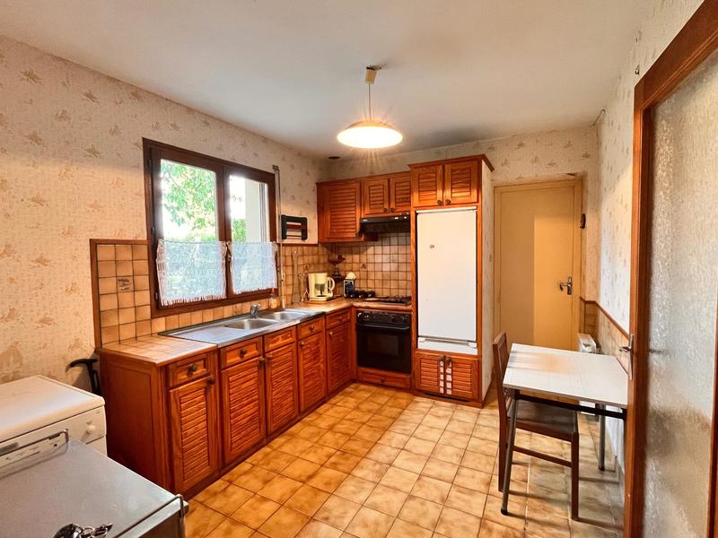 Maison - 94 m² - 6 pièces