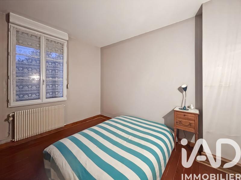 Maison - 229 m² - 11 pièces