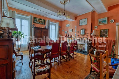 Appartement - 165 m² - 5 pièces