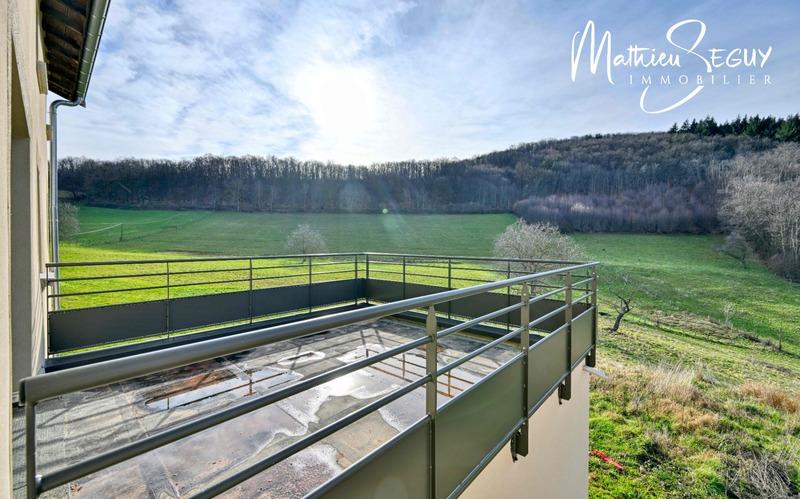 Appartement - 100 m² - 4 pièces