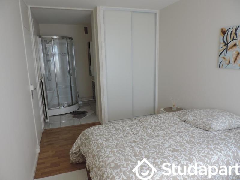 Chambre - 13 m² - 1 pièce