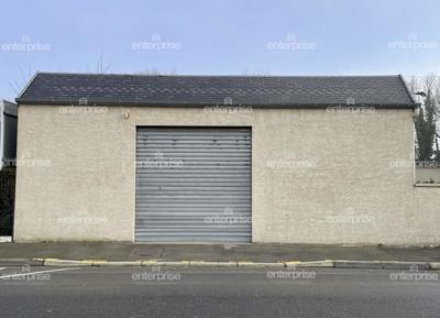 Local d'activité / Entrepôt - 175 m²