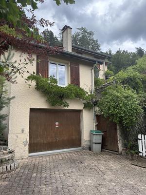 Villa - 121 m² - 6 pièces