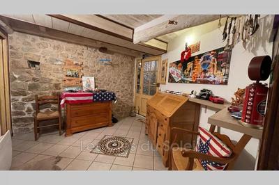 Maison de village - 110 m² - 3 pièces