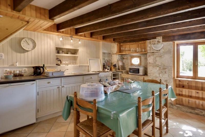 Maison - 550 m² - 29 pièces