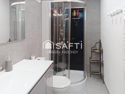 Maison - 152 m² - 9 pièces