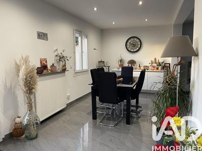 Maison - 112 m² - 5 pièces