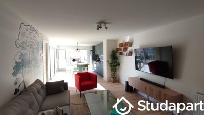 Chambre - 11 m² - 1 pièce