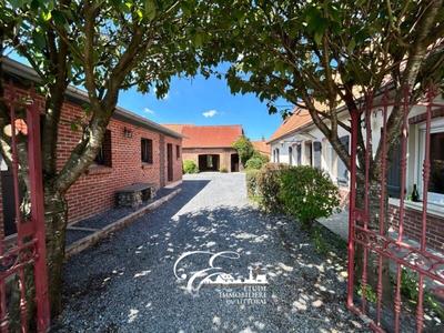 Maison - 102 m² - 5 pièces