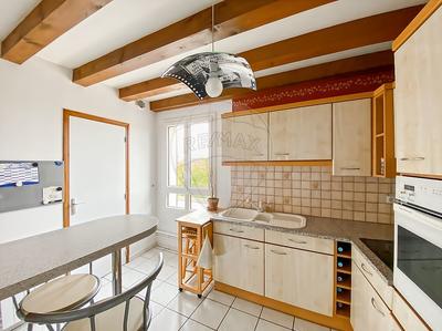 Appartement - 84 m² - 3 pièces