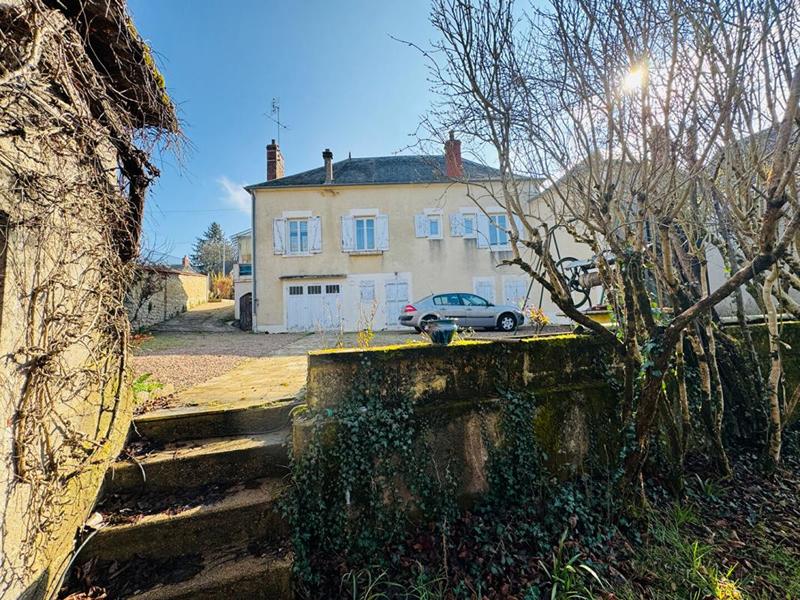 Maison - 91 m² - 4 pièces