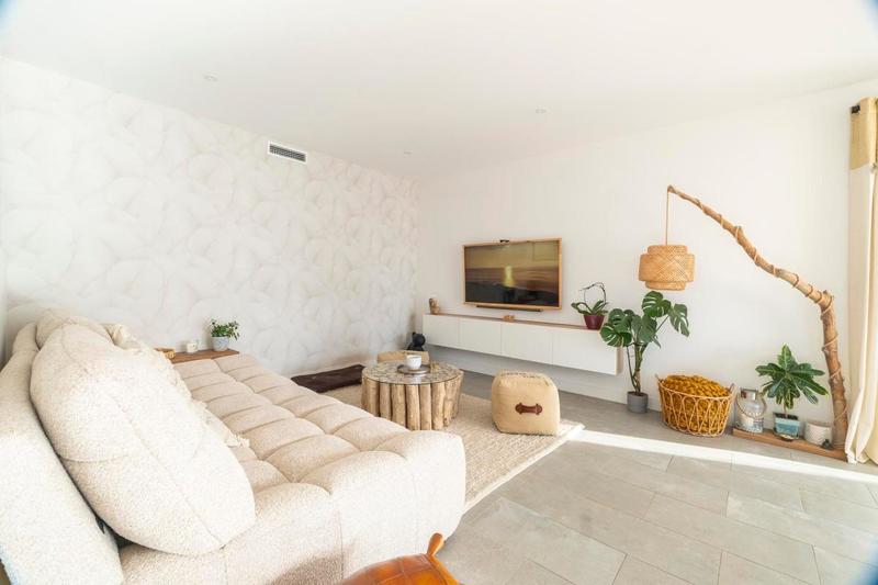 Maison - 97 m² - 4 pièces