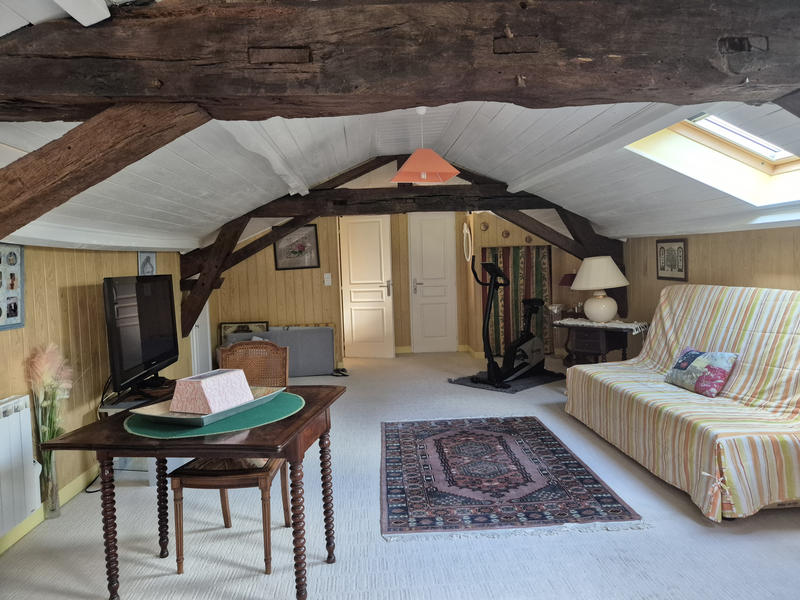 Propriété - 205 m² - 8 pièces