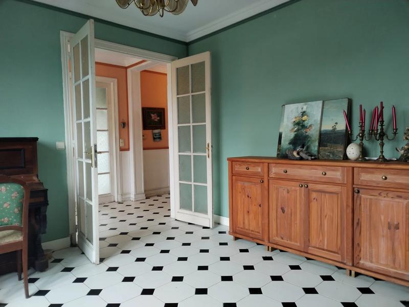 Maison - 291 m² - 12 pièces