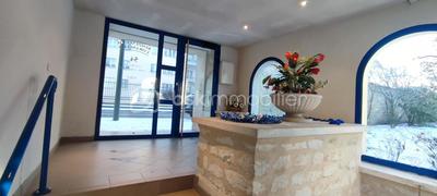 Appartement - 82 m² - 3 pièces