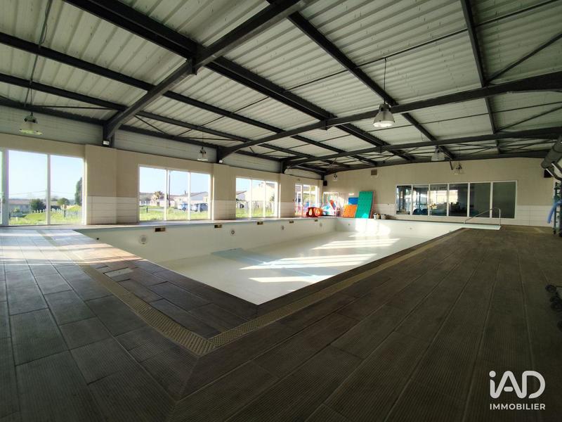 Local commercial - 566 m²