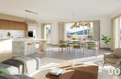 Appartement - 100 m² - 4 pièces