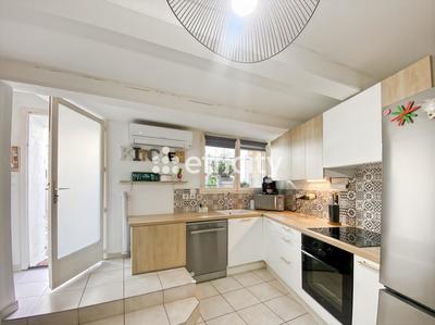 Appartement - 75 m² - 3 pièces