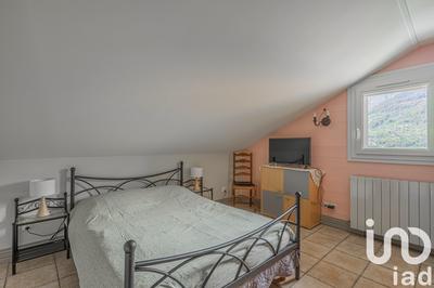 Maison - 180 m² - 7 pièces