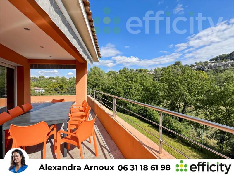 Villa - 175 m² - 6 pièces