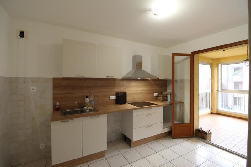 Appartement - 75 m² - 3 pièces