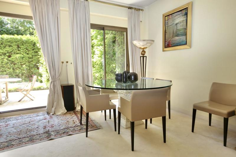 Appartement - 101 m² - 5 pièces