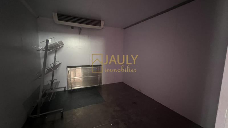 Local commercial - 197 m²