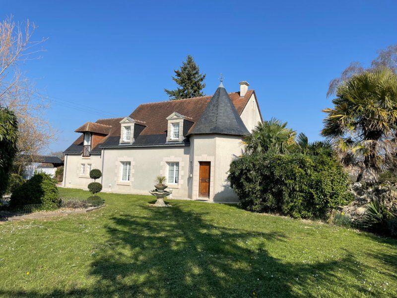 Villa - 300 m² - 10 pièces