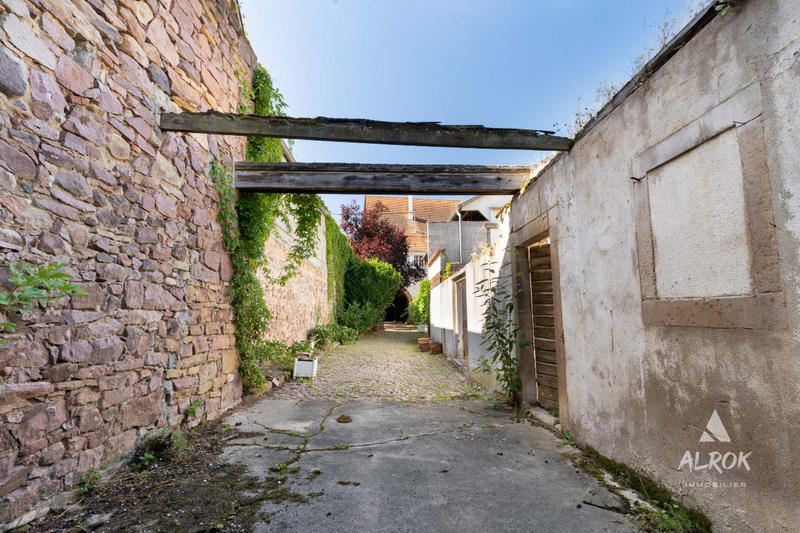 Maison - 583 m² - 16 pièces