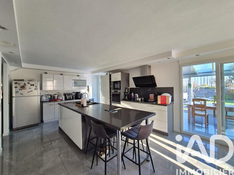 Maison - 150 m² - 7 pièces