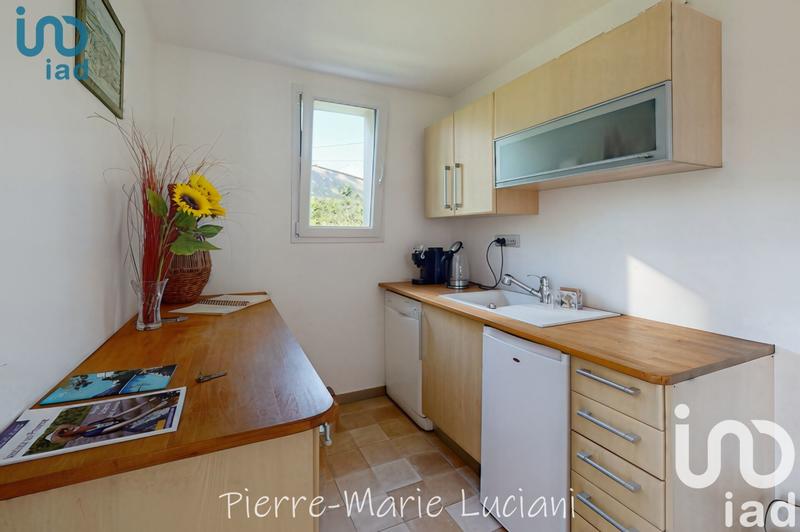 Maison - 200 m² - 5 pièces