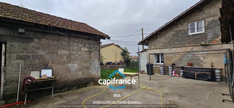 Maison - 200 m² - 5 pièces