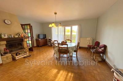 Maison - 108 m² - 4 pièces